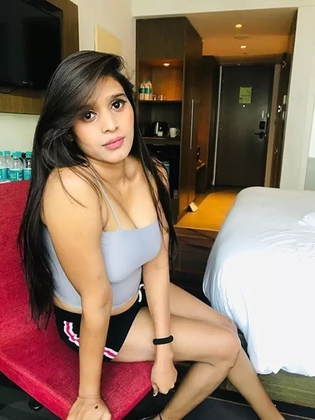 कॉल गर्ल्स सर्विस  खिरकिया